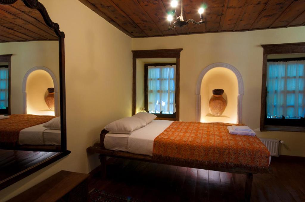 Vergoula'S Mansion كاستوريا الغرفة الصورة